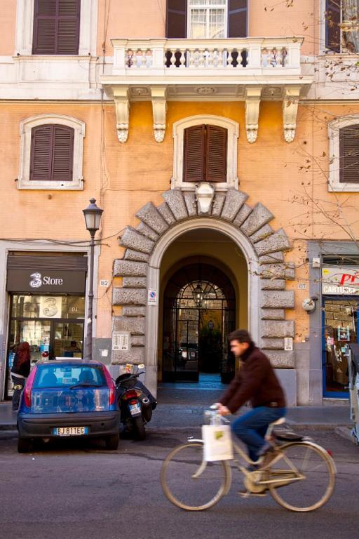 B&B Colosseum Rooms Рим Екстериор снимка